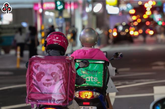 公平会主委李镁15日表示，外送平台结合案审查期限到12月19日，并要时可延长60工作天。（图／报系资料照）