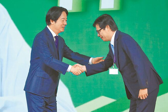 身兼民进党主席的赖清德总统（左）13日晚在官邸召开派系便当会。（本报资料照片）