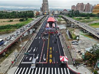 可用100年   新軍輝橋17日通車  嘉義藍綠要咖剪綵爭取輕軌