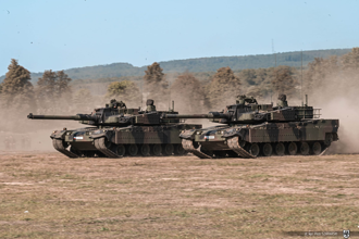 波兰强势部署「黑豹」坦克镇俄边境 释强硬信号