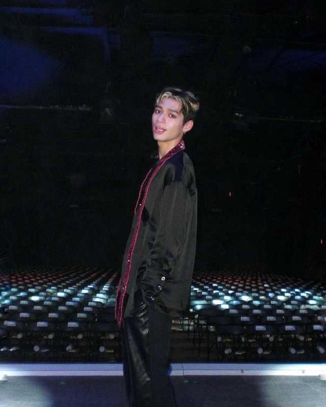 虽然舞龄不长，但詹皓然苦练舞蹈，成功拿到开场主题曲C位。（图／翻摄自詹皓然IG）