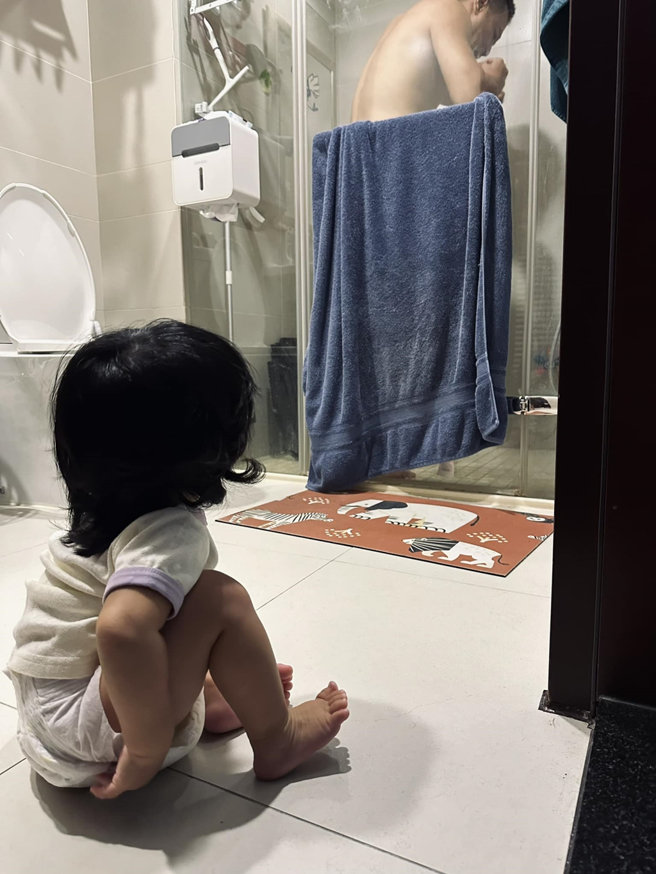 林佑星自曝遇「恐怖情人」盯他洗澡。（圖／翻攝自林佑星臉書）