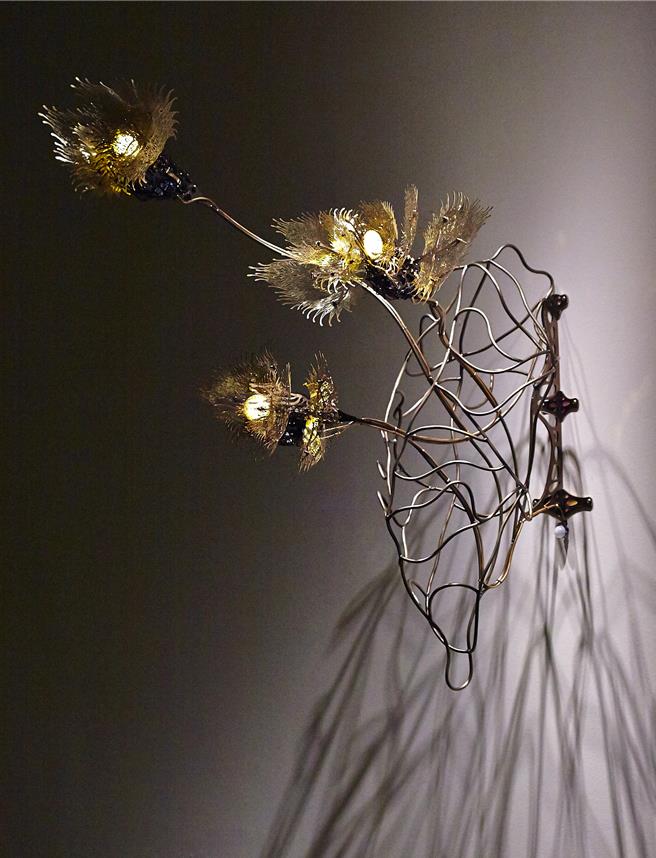 崔旴岚的《金色翅膀》是对台湾的想像与献礼。（形而上提供／李怡芸台北传真）