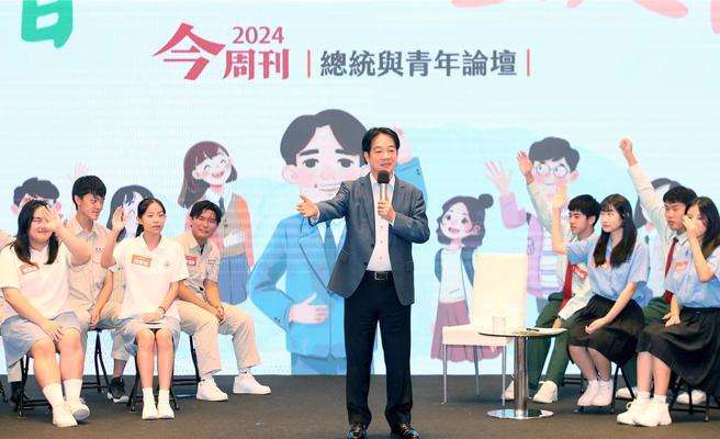 赖清德日前与高中生对谈，询问「和平之路」的选择。（资料照／游念育摄）