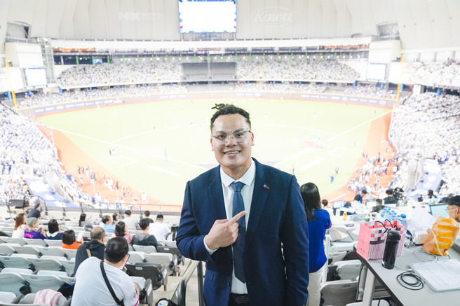 富邦悍将张育成16日担任台日之战球评。（富邦悍将提供）