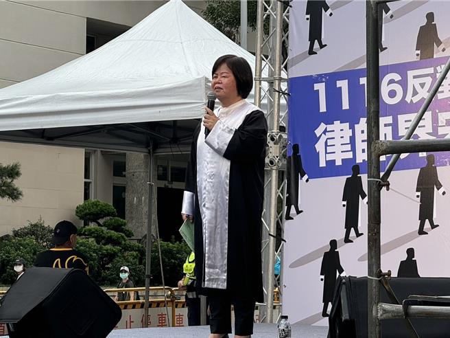 前大法官黄虹霞。（赖佩璇摄）