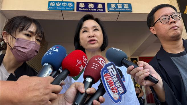 立委柯志恩今出席國民黨130年黨慶時回應，聽聞媒體問及該份民調，她反問記者說「這個民調可性度如何？你們自己覺得呢？」（柯宗緯攝）