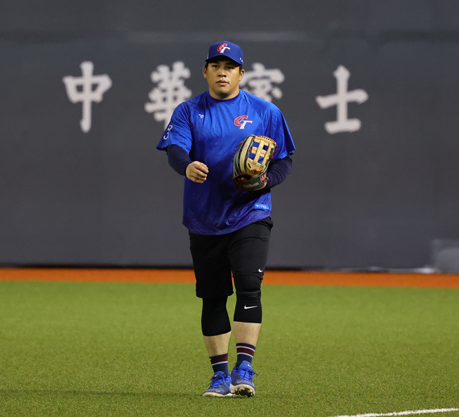 中华队17日对上澳洲队，曾颂恩重回第4棒。（刘宗龙摄）