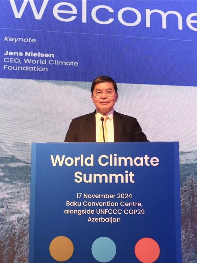 国泰金控总经理李长庚认为，在迈向净零转型发展上，需来一场「气候工业革命」、「自然工业革命」，才能促成能源、循环经济、自然解方、科技应用等领域结构性与系统性转型。(国泰金提供／洪凯音台北传真)