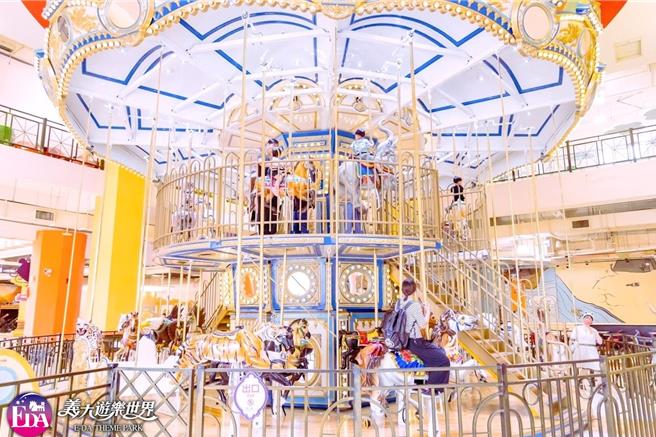 義大皇家酒店推出暖冬雙享專案，豪華客房搭配可義大遊樂世界門票。（義大世界提供）