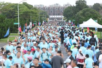 馬拉松跑進空軍基地 深化全民國防理念
