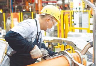 製造業無薪假減少 化學廠訂單回穩百人停止實施