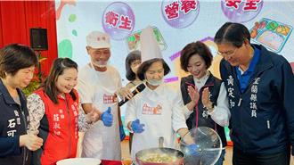 宜蘭學校午餐廚藝精進2.0 全縣校廚研習課程開課了