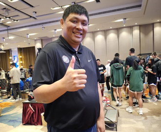 HBL》新赛季「步步为营」 光復教头从瘦身30公斤带动士气