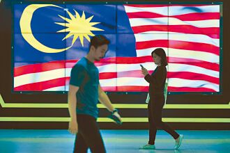 中美相爭 馬國得利