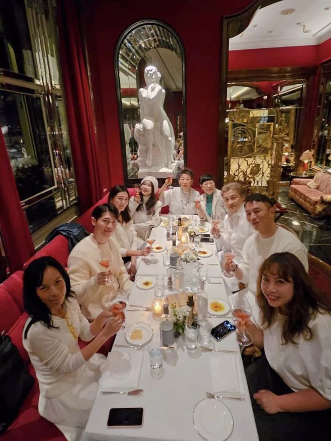 陈美凤、蓝心湄一起到罗马旅游 。（图／翻摄自陈美凤 脸书）