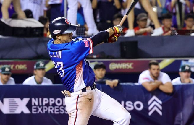 中华队林立击出3分打点全垒打。（刘宗龙摄）