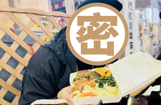 資深男星坐路邊吃便當攬客 吐心聲：不要用異樣眼光看我