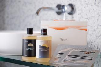 寒居酒店携手Der ZOMAR推住房 入住指定房型有礼「香」送