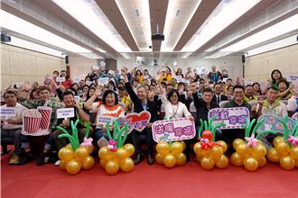 寒冬送暖！高市議會援助弱勢物資券 11／23辦星空電影院