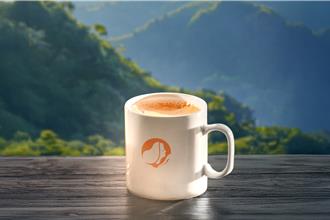 咖啡大戰！路易莎逆向操作 「莊園系列」降5元