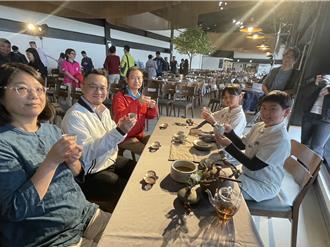 客庄找茶文化季登場 千人健走遊茶園 體驗茶文化