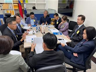 兩私校團體反映辦學困境  柯志恩承諾研議修法解決