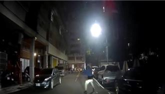 高雄鬧區傳槍響！ 詐團車手拒捕挨轟2槍仍逃逸