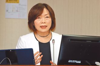 這種報告能出勞部大門 綠名嘴轟何佩珊腦子有洞 點名2人「起床」負責