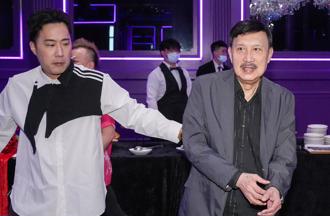 余天肝臟长7公分囊肿！中风「血管堵塞」剩30％ 靠1物续命