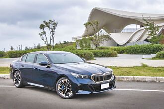 全新世代BMW 530i M Sport气势非凡