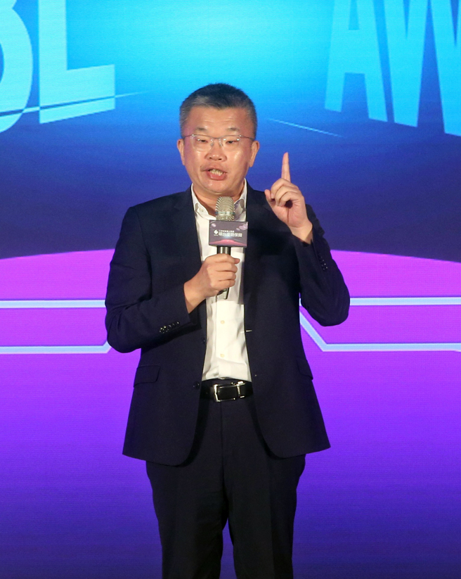 中職會長蔡其昌強調回程將協調單獨包機，希望中華隊全員一起返台。（圖／中時資料照）