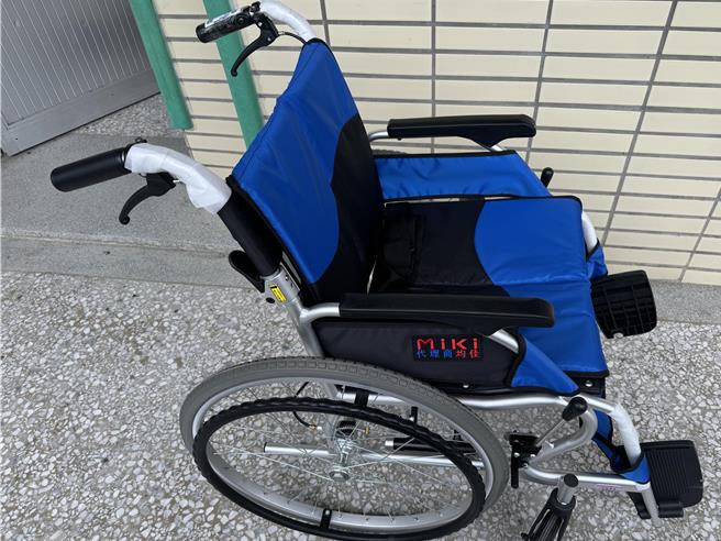 花蓮縣政府近期斥資近56萬元，協助18所國中小學校充實健康中心設備。（花蓮縣政府提供／羅亦晽花蓮傳真）