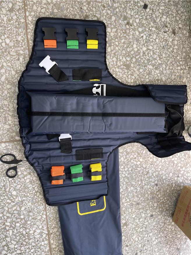 花蓮縣政府近期斥資近56萬元，協助18所國中小學校充實健康中心設備。（花蓮縣政府提供／羅亦晽花蓮傳真）