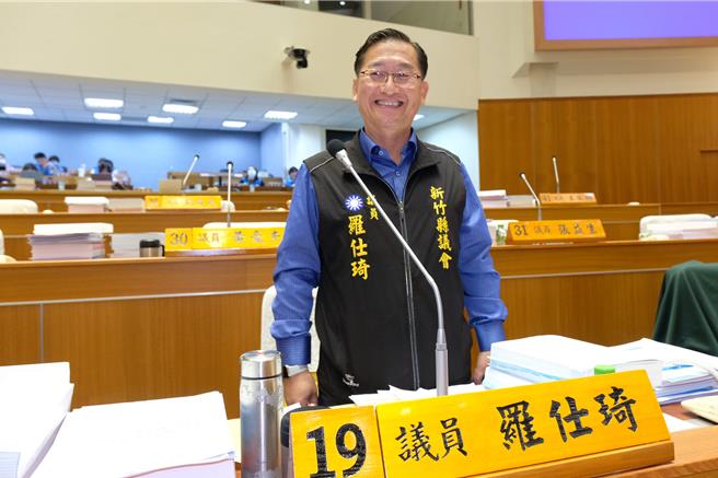 新竹县国中二年级男生将首度打HPV疫苗，议员罗仕琦19日质询是否会有问题。（罗浚滨摄）