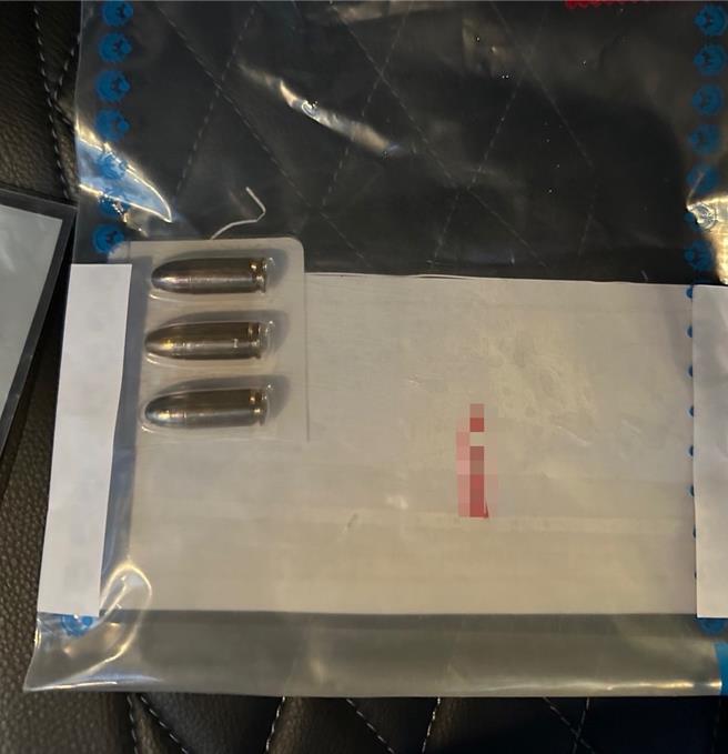 警方查扣改造槍枝、子彈。（警方提供）