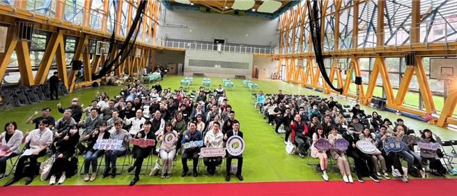 新北市教育局今日举办「新北市113年度资讯有功表扬典礼」。（新北市教育局提供）