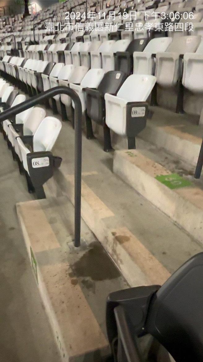 台北大巨蛋又漏水，北市体育局依台北文化体育园区－大型室内体育馆开发计画案兴建营运契约」重罚70万。（台北市体育局提供）