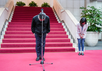 時評》賴團隊的豬隊友