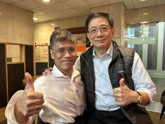 管中閔巧遇「奇蹟弟弟」！曝過去分割手術是台大校長開的刀