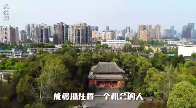 李子柒吐不希望青少年當網紅。（圖／微博 四川文旅）