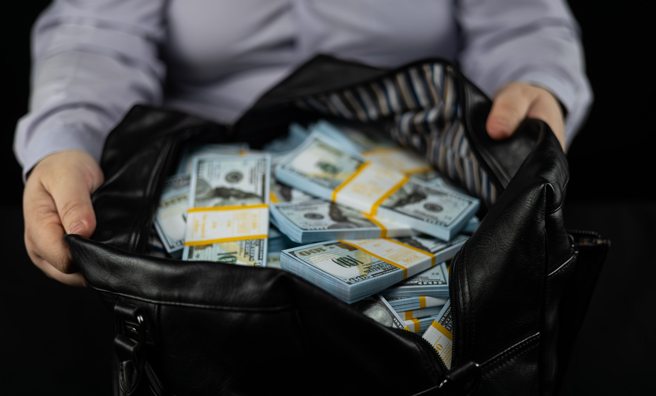 属龙者明年事业、财富双丰收，不仅能吸引到更多合作伙伴，还将赚进大笔财富。（示意图：Shutterstock／达志）
