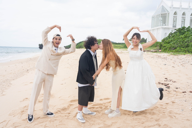 曾子余（左）、梁舒涵（右）见证2人的浪漫时刻。（TVBS提供）