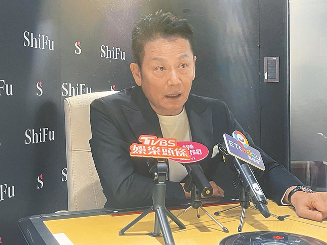 徐乃麟提到先前的官司，情绪相当激动。（图/中时资料照）