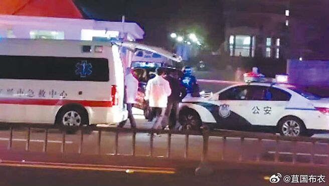 宜兴无锡工艺职业技术学院16日发生一起持刀伤人案件，共造成8人死亡、17人受伤，犯罪嫌疑人被当场抓获。（摘自微博）