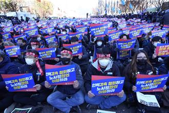 韓國鐵路工會宣布 12／5啓動無期限總罷工