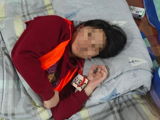 為愛赴緬詐騙！靜宜女大生大陸 「產前照曝光」  裹厚衣被無助躺地板 