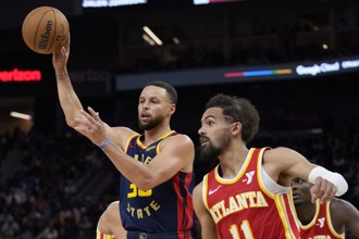 NBA》柯瑞攜手威金斯轟50分 勇士輕取老鷹獨占西區龍頭