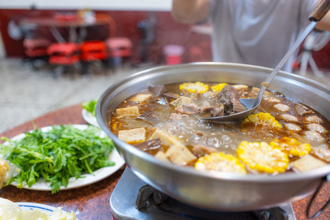 去薑母鴨店吃嘸白飯？饕客分析3原因：難怪不賣