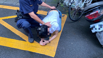 板桥女遭诈「引蛇出洞」 车手衝撞被警包夹破窗喷辣椒水